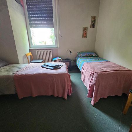 Willa Casa Vincenzo 130 Mq Con Portico Ed Ingresso Esclusivo Dal Giardino Felino Zewnętrze zdjęcie