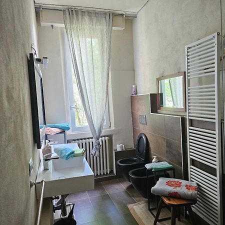 Willa Casa Vincenzo 130 Mq Con Portico Ed Ingresso Esclusivo Dal Giardino Felino Zewnętrze zdjęcie