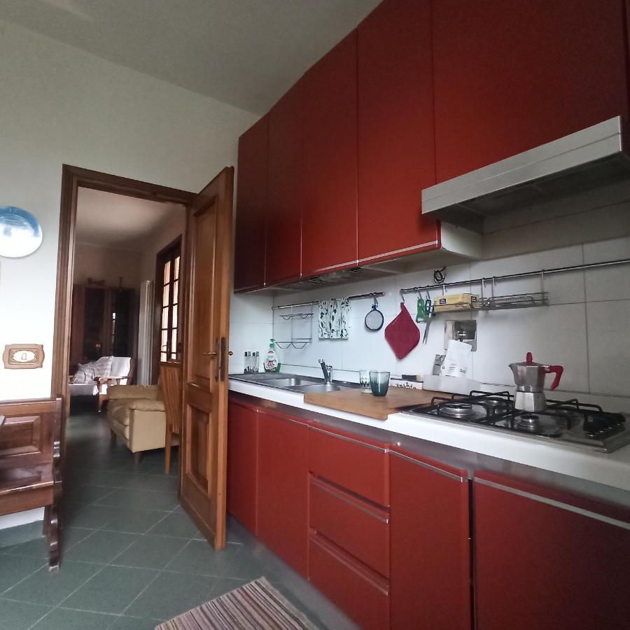 Willa Casa Vincenzo 130 Mq Con Portico Ed Ingresso Esclusivo Dal Giardino Felino Zewnętrze zdjęcie