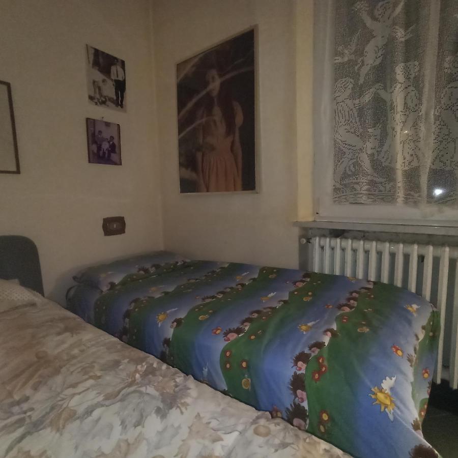 Willa Casa Vincenzo 130 Mq Con Portico Ed Ingresso Esclusivo Dal Giardino Felino Zewnętrze zdjęcie