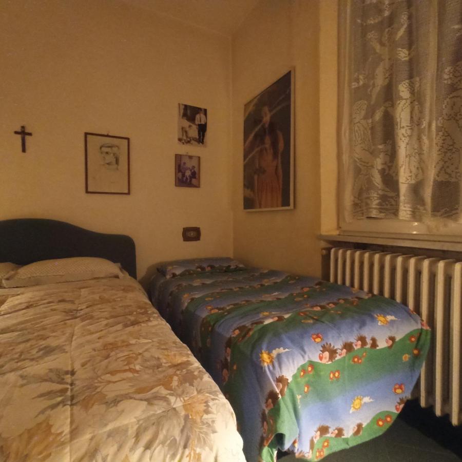 Willa Casa Vincenzo 130 Mq Con Portico Ed Ingresso Esclusivo Dal Giardino Felino Zewnętrze zdjęcie