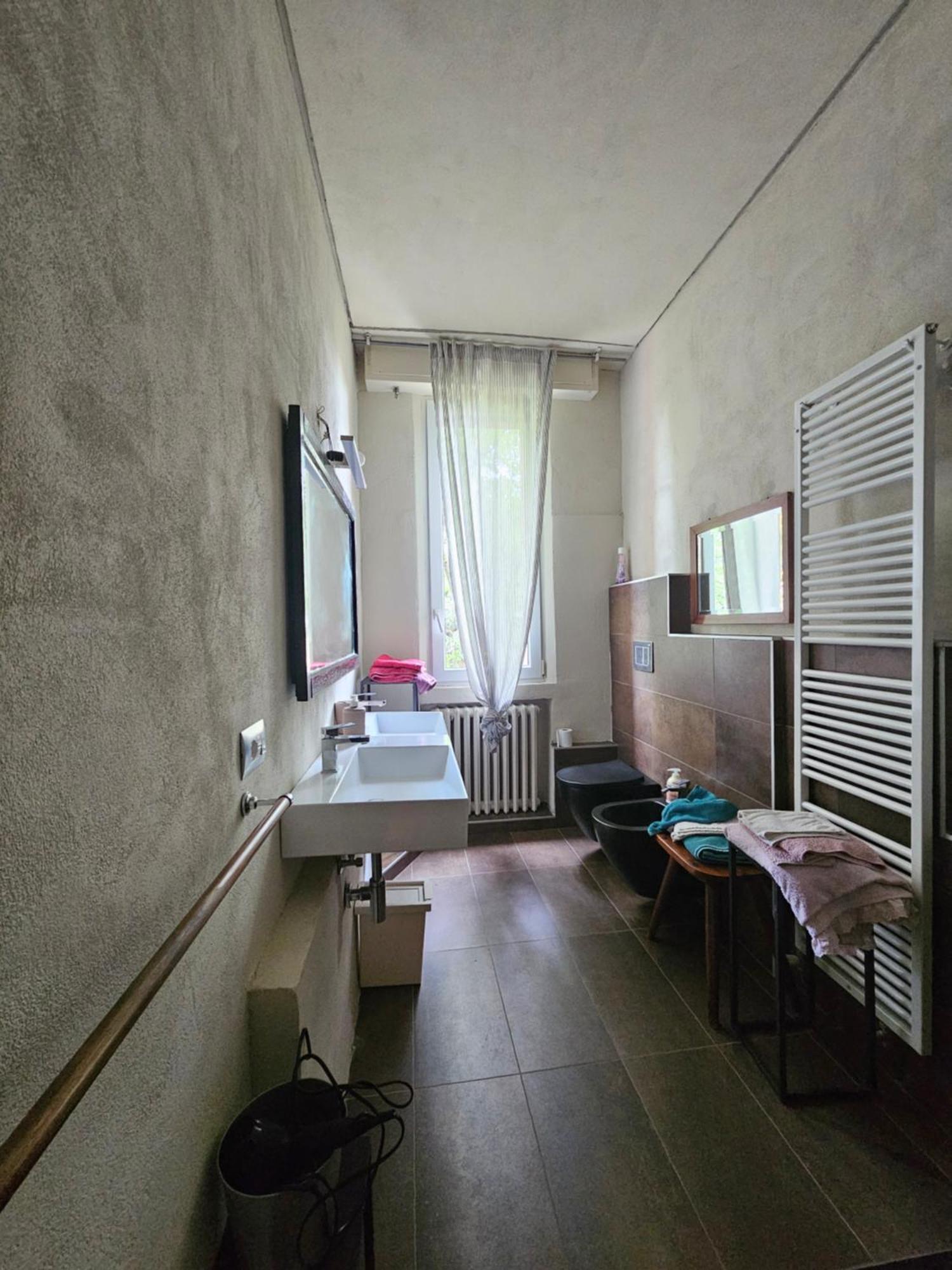 Willa Casa Vincenzo 130 Mq Con Portico Ed Ingresso Esclusivo Dal Giardino Felino Zewnętrze zdjęcie